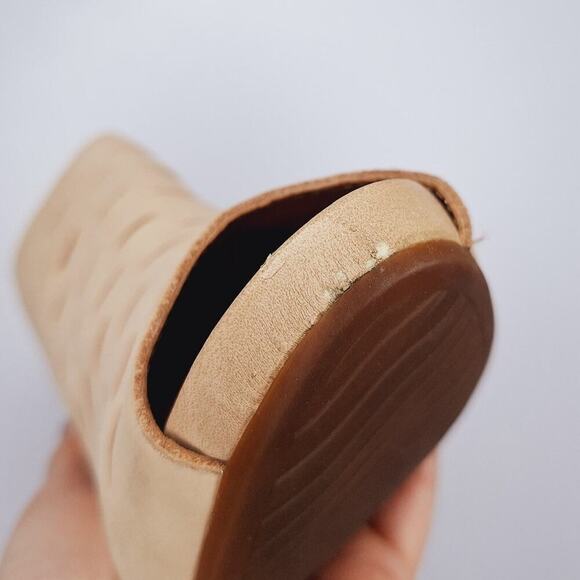 Clarks Okena Posh Peep Toe Heels 8 Perforated Comfort Career Nubuck Leather Shoe - Picture 7 of 12